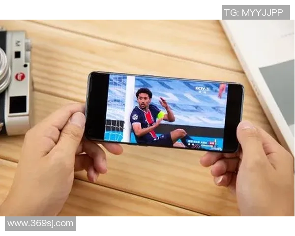 黄蜂与热火激战正酣央视网全程直播精彩瞬间回顾